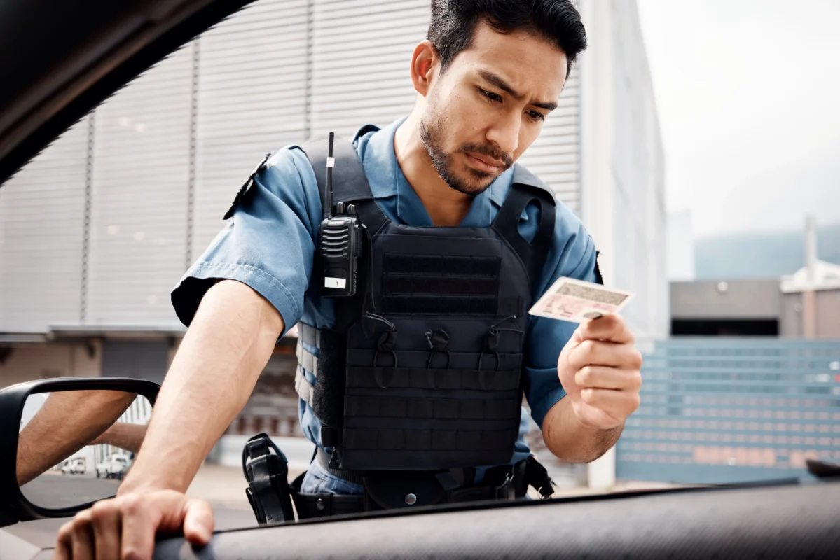stop-drivers-license-or-police-officer-in-city-to-2026-03-25-04-46-54-utc.webp